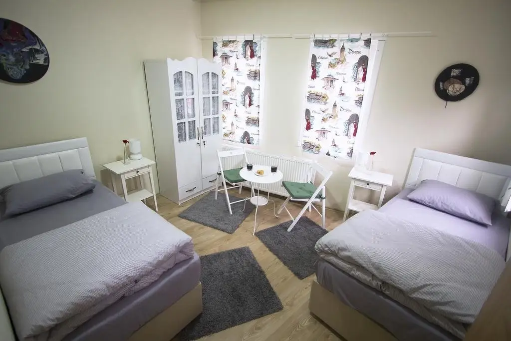 Стамбул: Istanbul Erasmus House