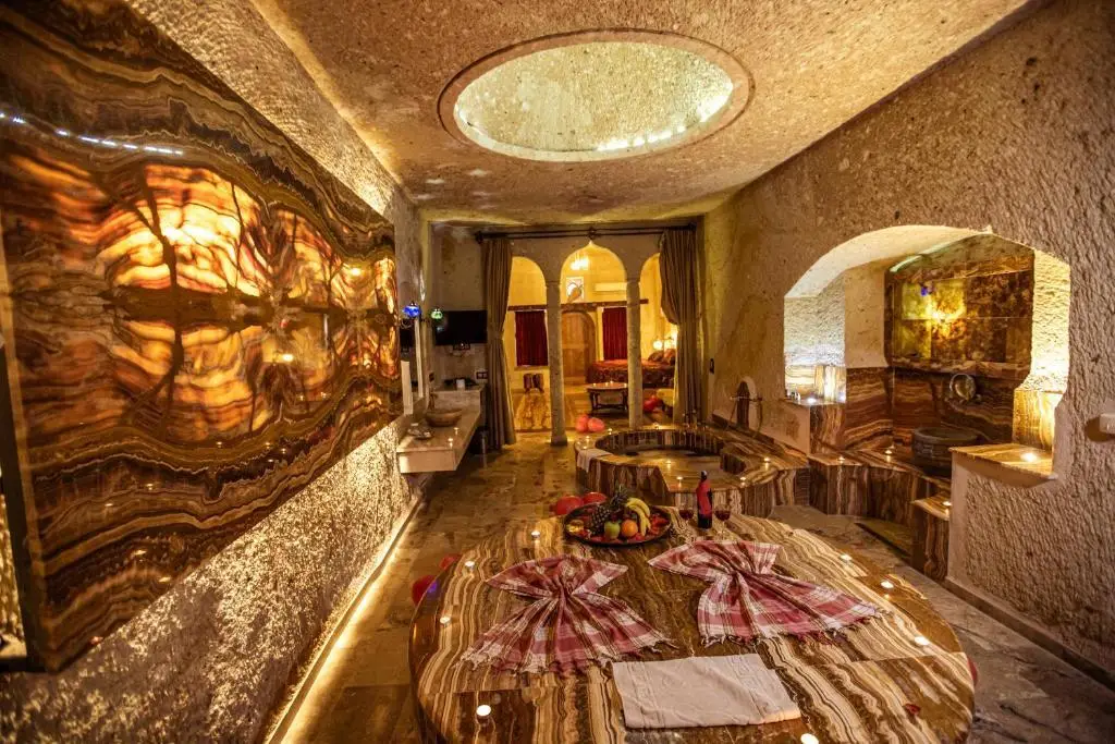 Ургуп: Oread Cave Suites