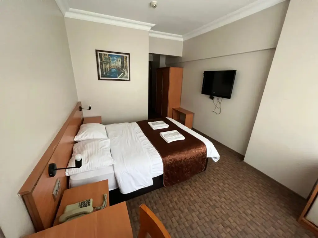 Измит: Hotel Altinnal
