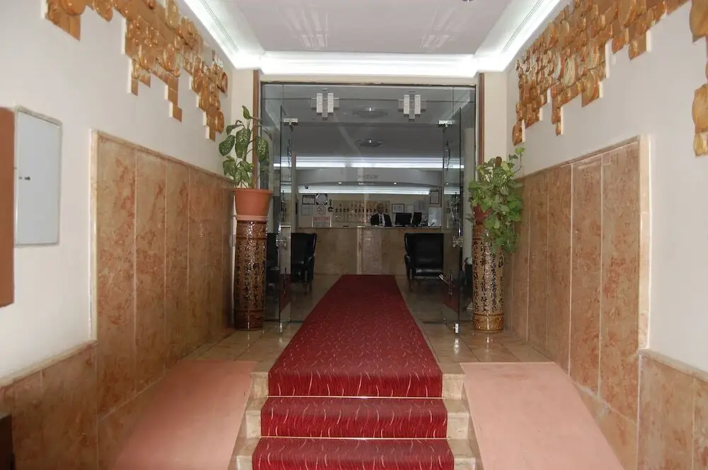 Измир: Nil & Alav Hotel