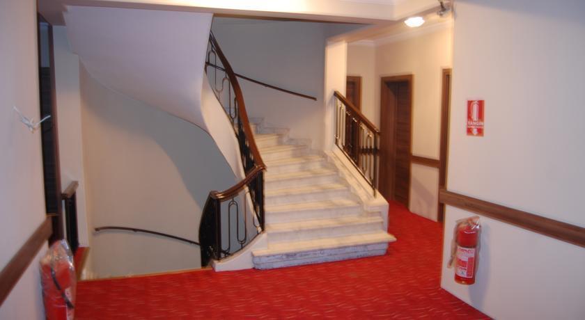 Измир: Nil & Alav Hotel