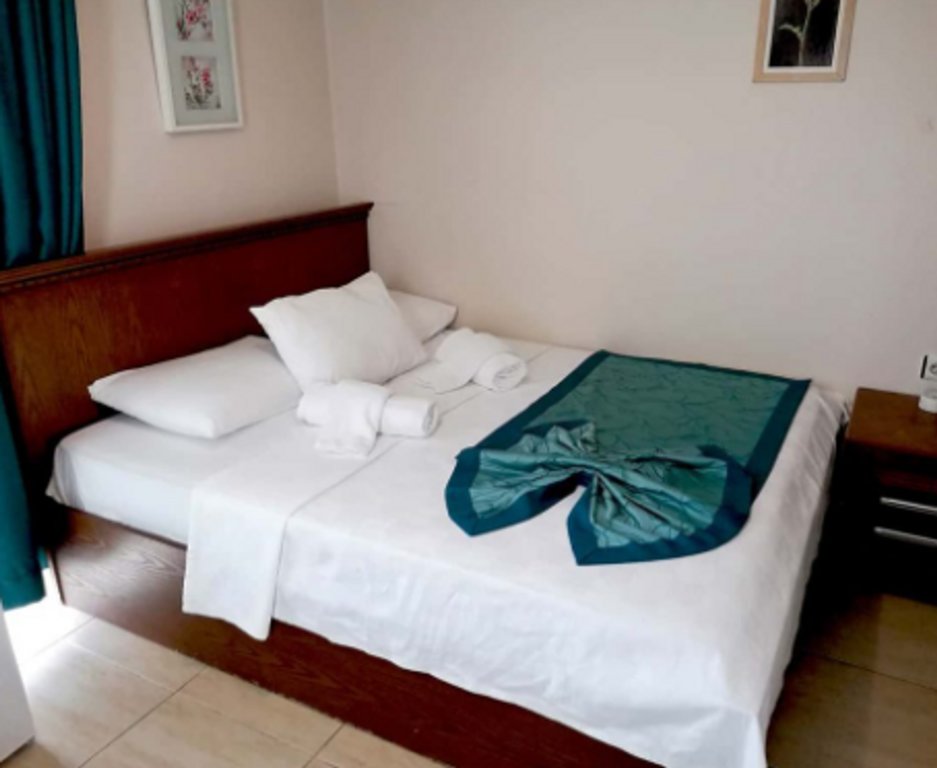 Эдремит: Pembe Kosk Hotel