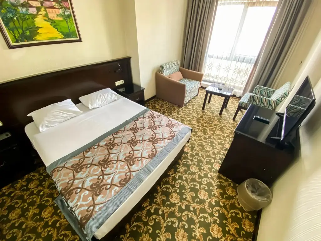 Эдремит: Omur Hotel