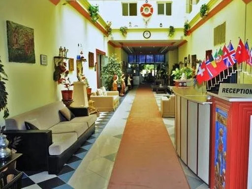 Чешме: Blue Sea Apart Hotel