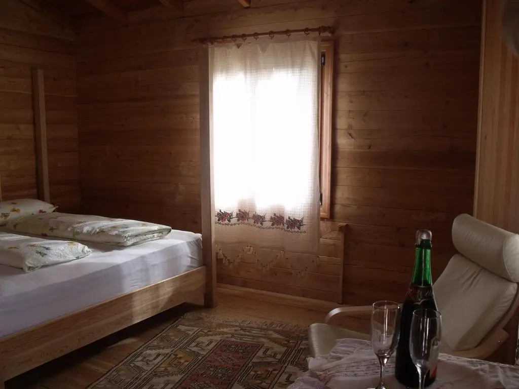 Орхание: Sakin Vadi Winehouse