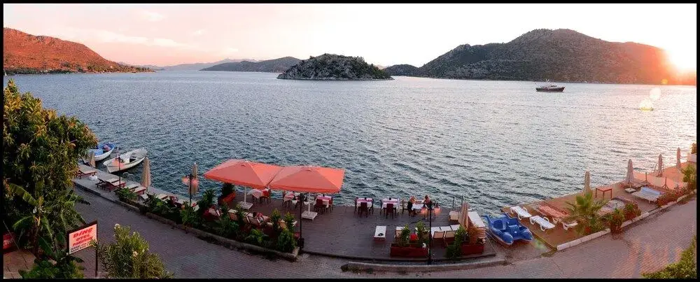 Бозбурун: Dinc Hotel