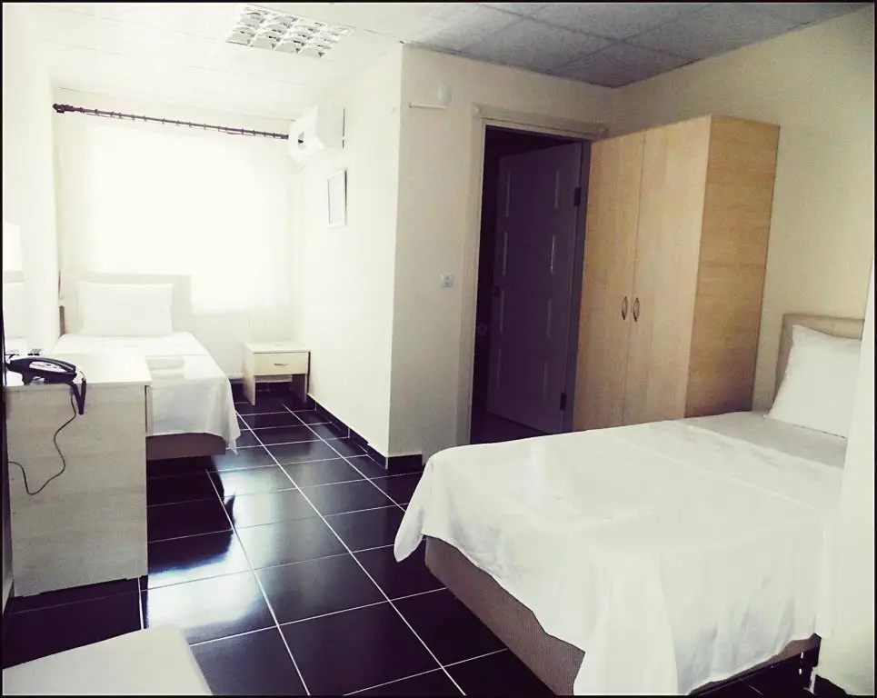 Гёльджюк: Saral Hotel