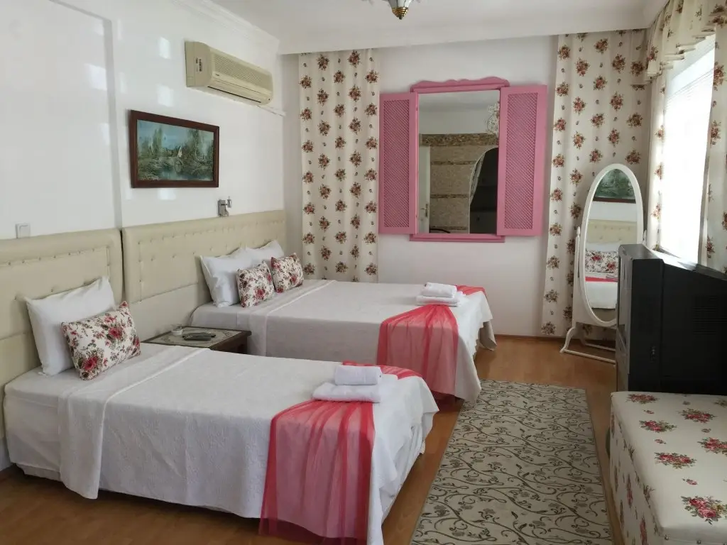 Чешме: Sarı Köşk Butik Hotel