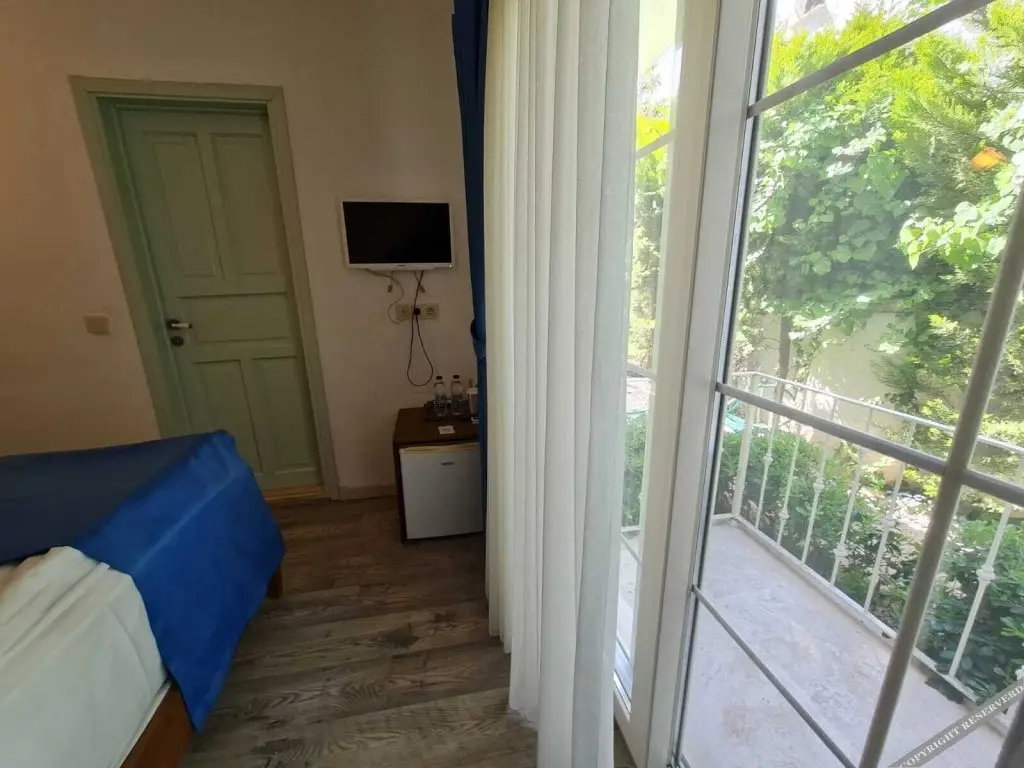 Чешме: Rebetiko Hotel