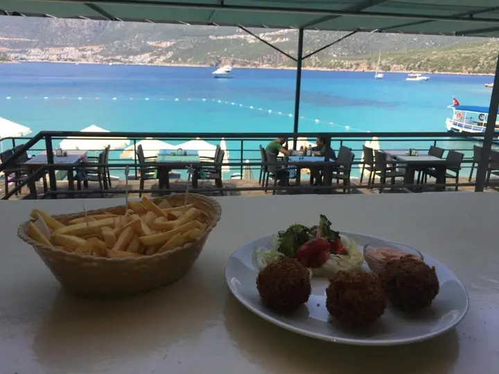 Каш: La Moda Beach Hotel