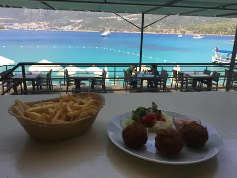 La Moda Beach Hotel — фото 1