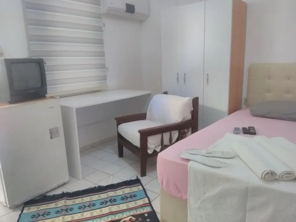 Эдремит: Asbella Otel