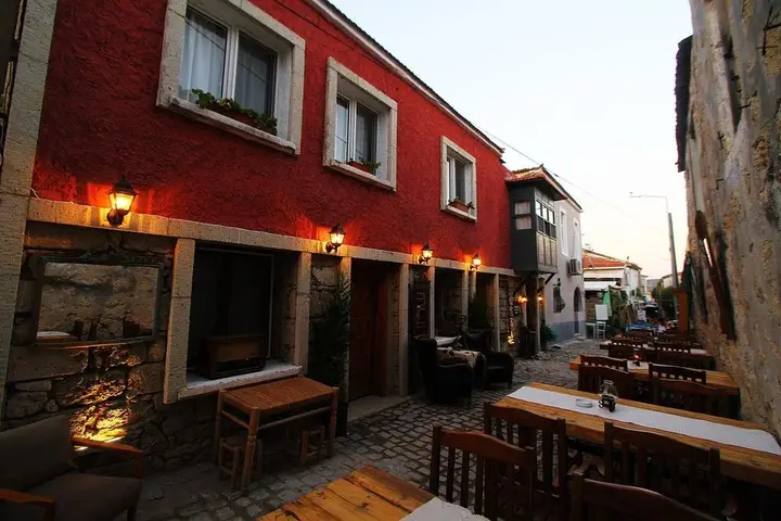 Чешме: Lamen Otel