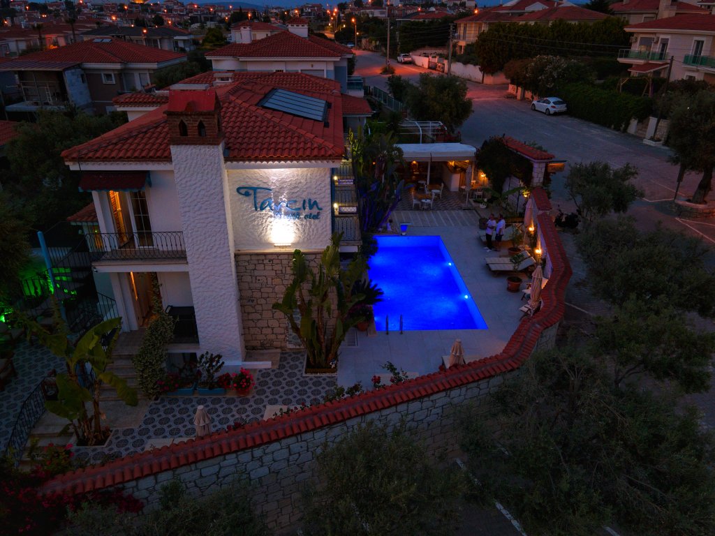 Чешме: Tarcin Alacati Otel - Adults Only