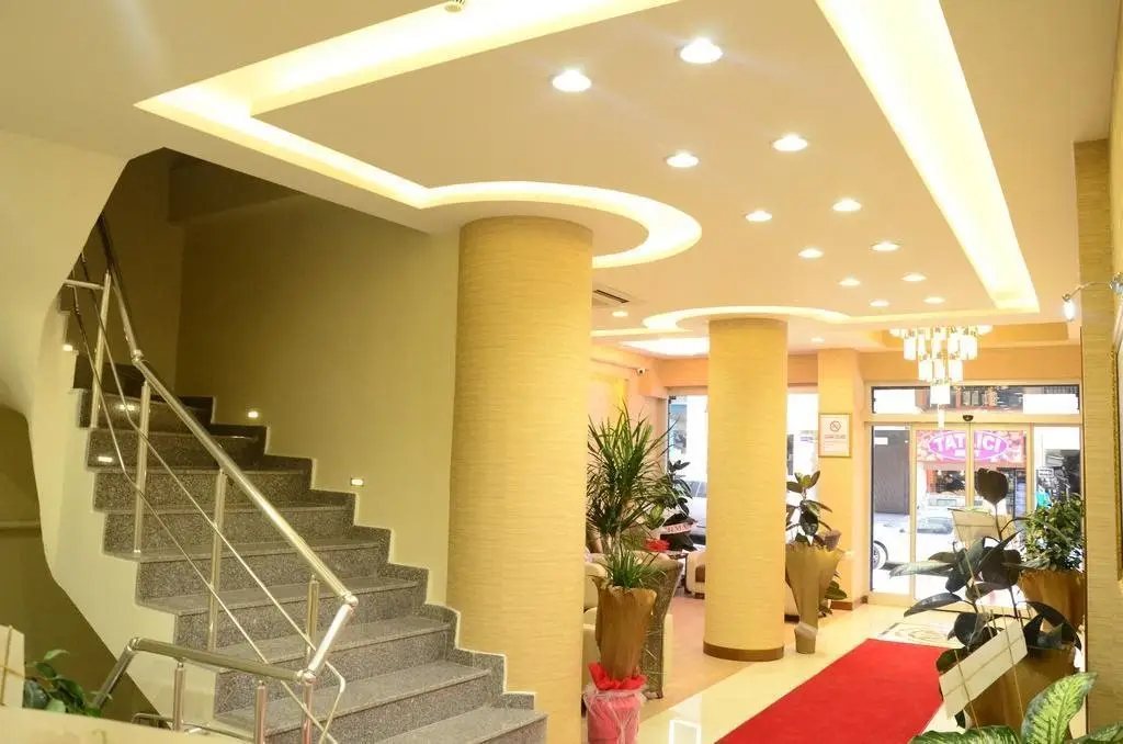 Otel Alcazar — фото 1