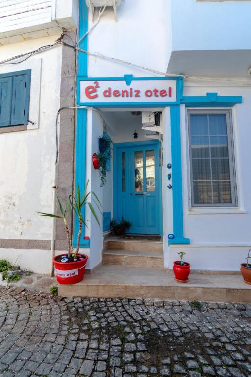Бозджаада: e2 Deniz Otel