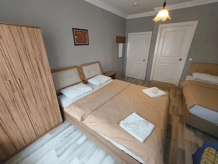Эдирне: Taç Home