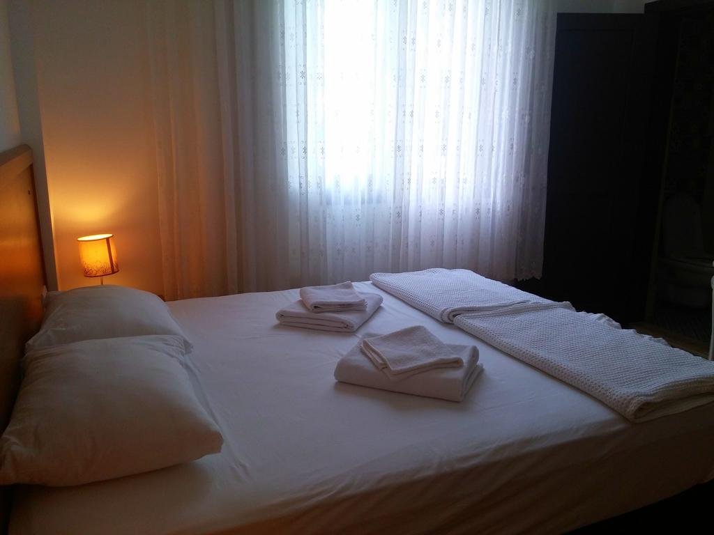 Каш: Guest House 7