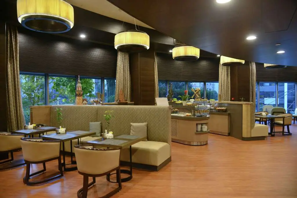 Стамбул: Hilton Istanbul Kozyatagi