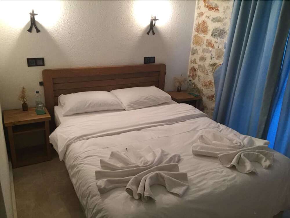 Гокова: Ucurtma Hotel