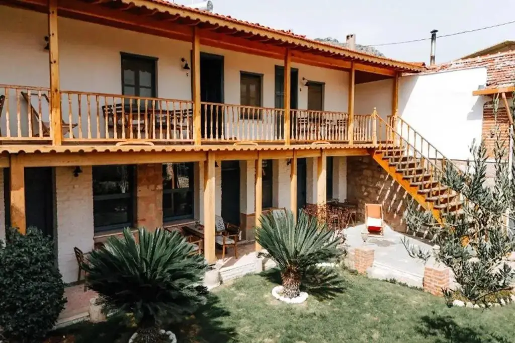 Дикили: Attalos Suites Hotel