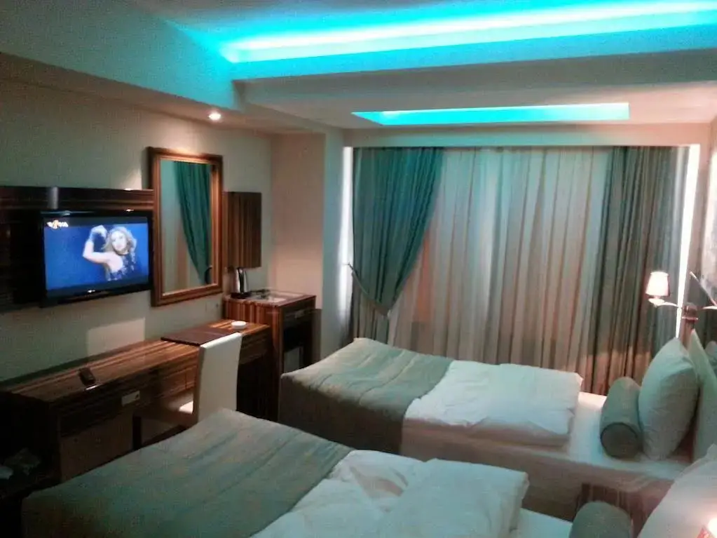 Адана: Hotel Grand Plus