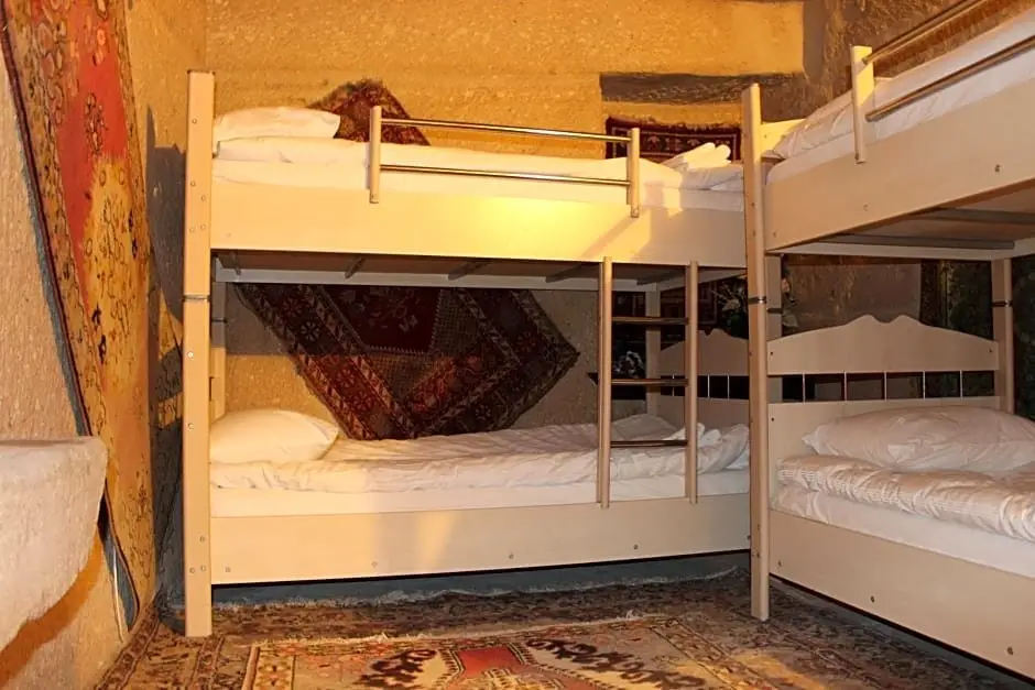 Гёреме: Stay In Peace Cave Hostel