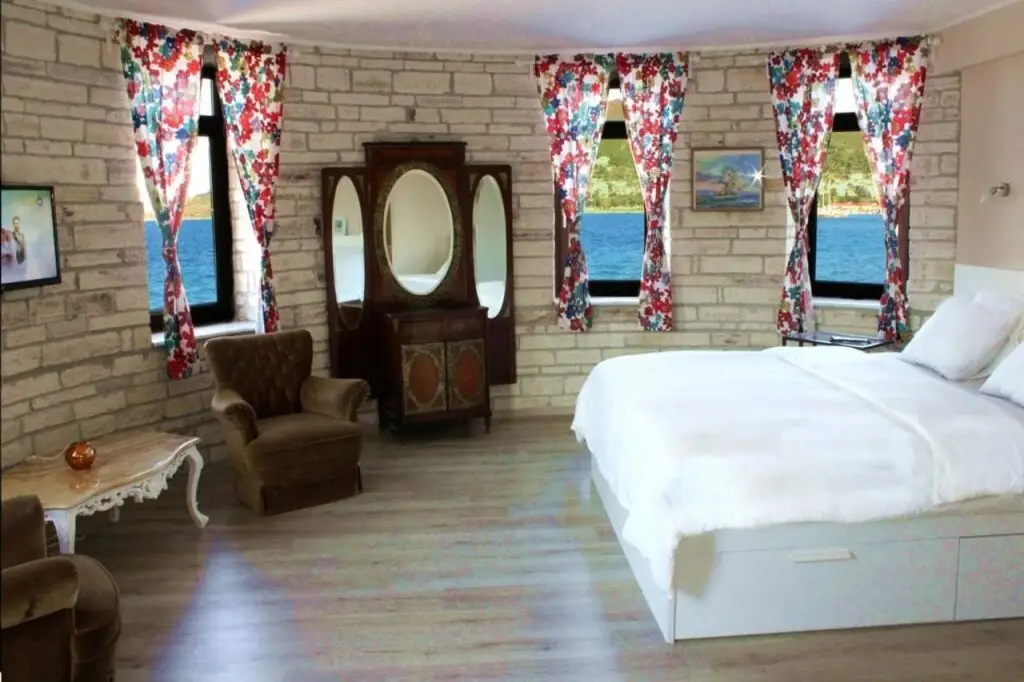 Helvaci: Nemrut Bay Otel