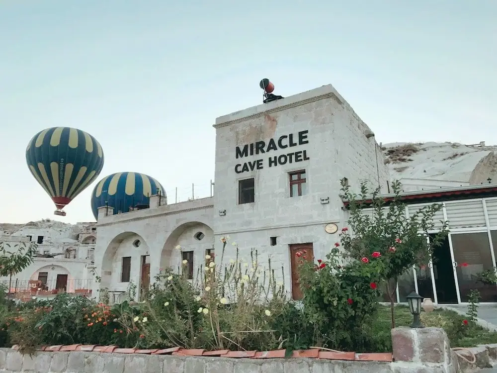 Miracle Cave Hotel — фото 1