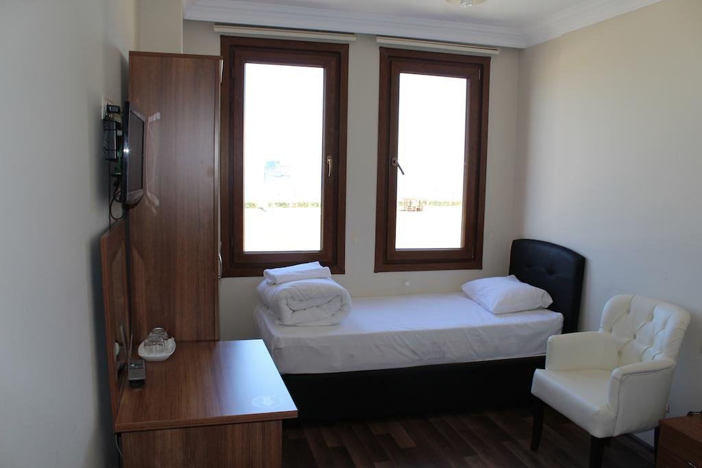 Арсин: Oz-Ay Hotel