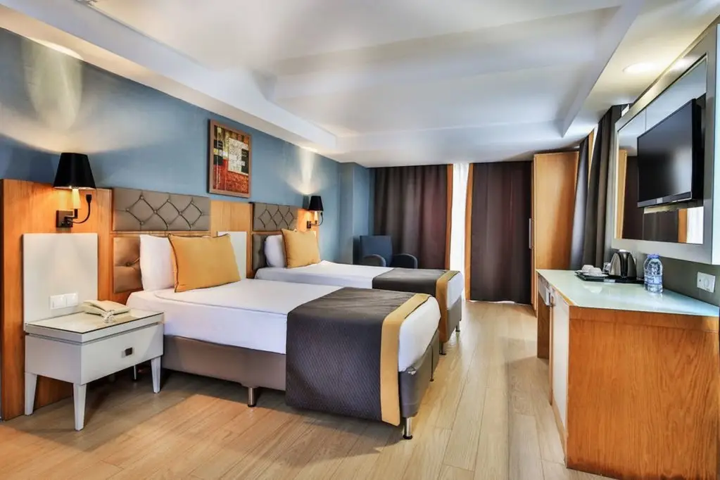 Аксу: Saturn Palace Resort
