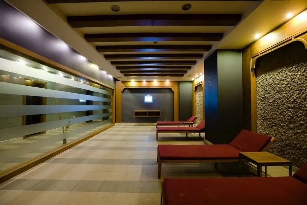 Аксу: Saturn Palace Resort