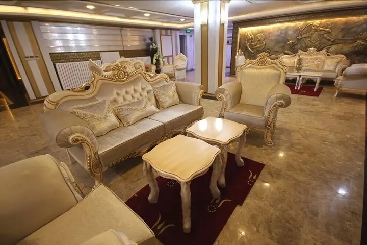 Батман: The Ancient Mesopotamia Hotel