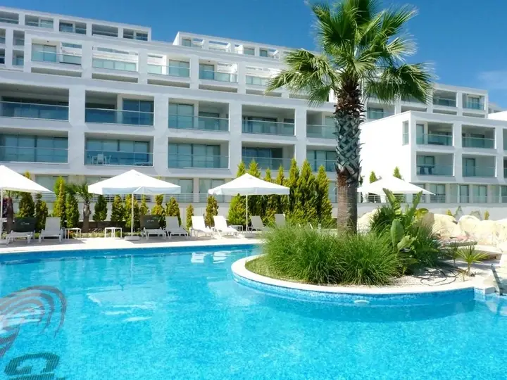 Kiyikislacik: Horizon Sky Beach Resort