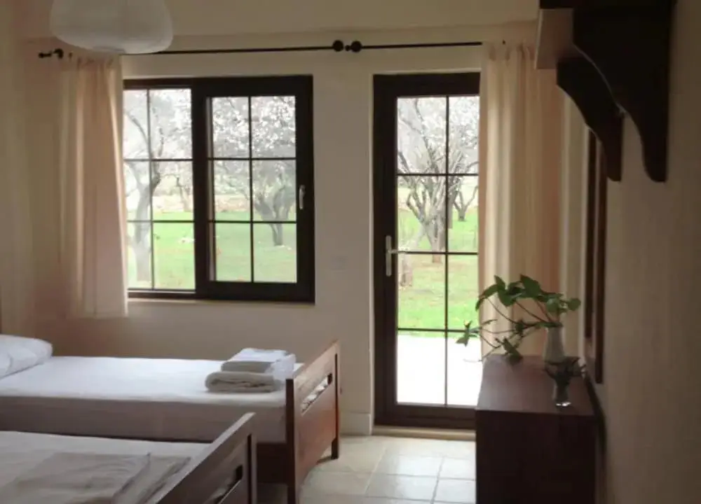 Каш: Narnia Hotel