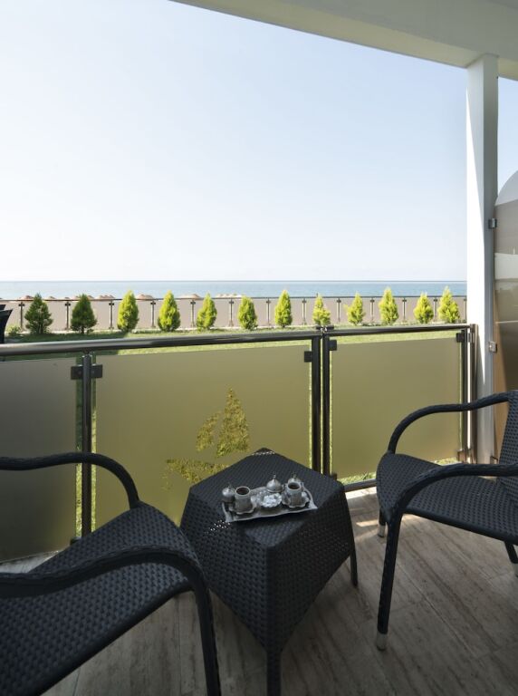 Чайджума: Sanli Beach Resort