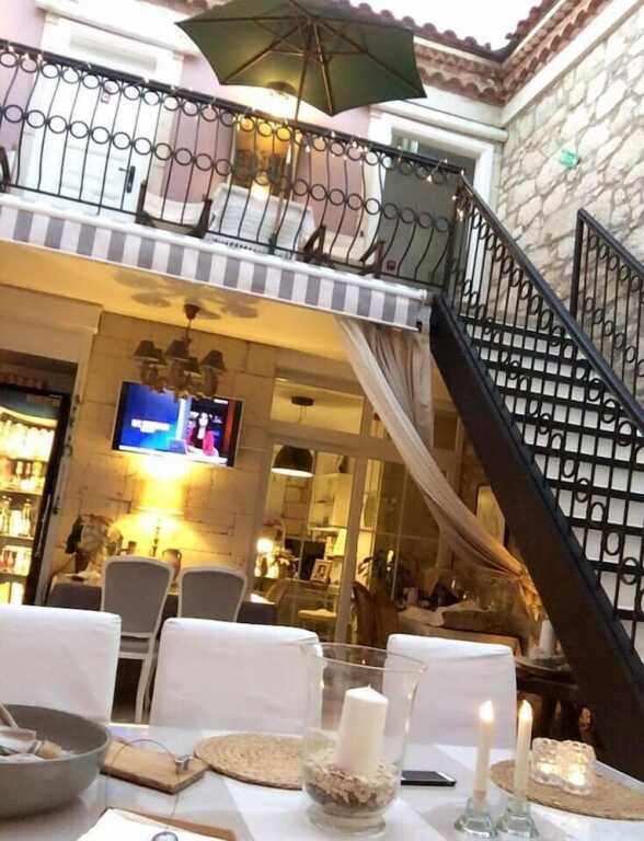 Чешме: Simira Hotel