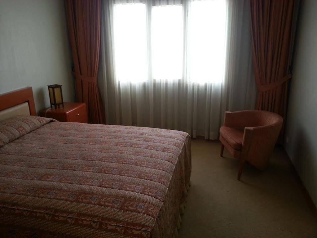 Измир: Dokuz Eylul Hotel