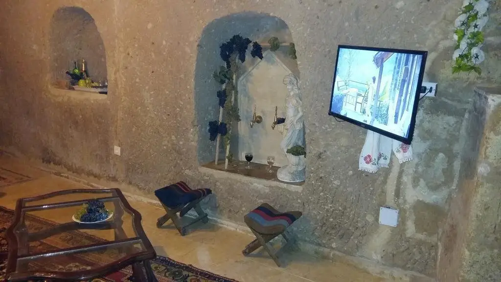 Ургуп: Alexander Cave House
