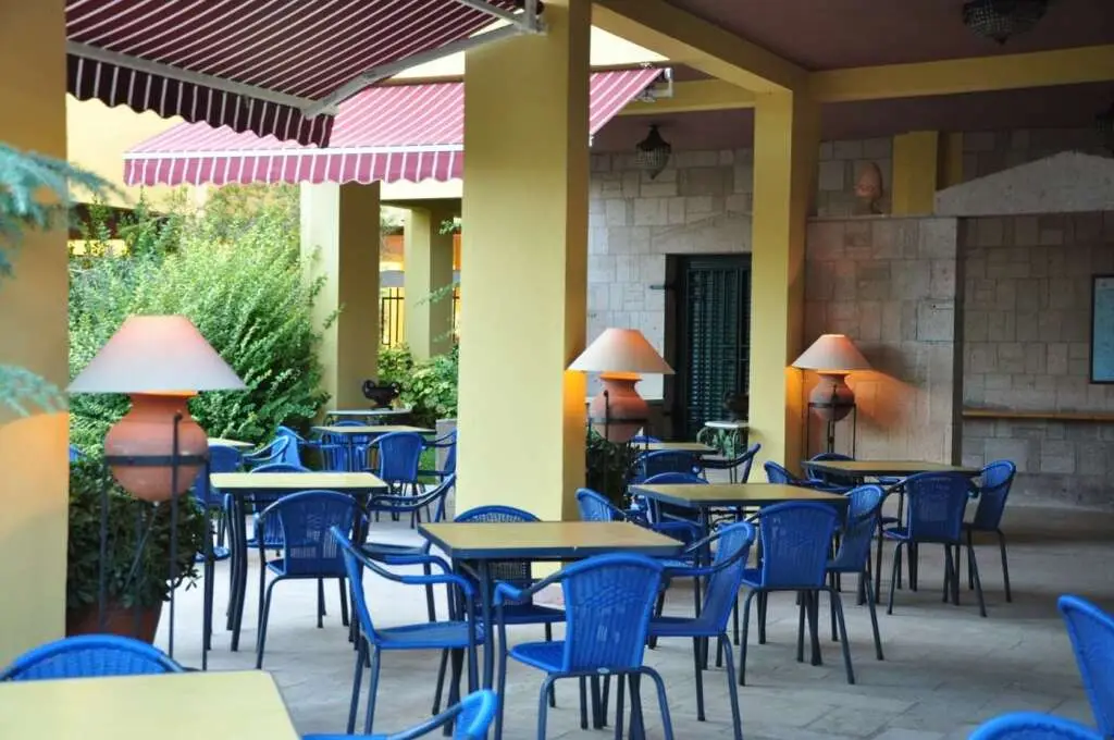 Айвалык: Palm Court Suites