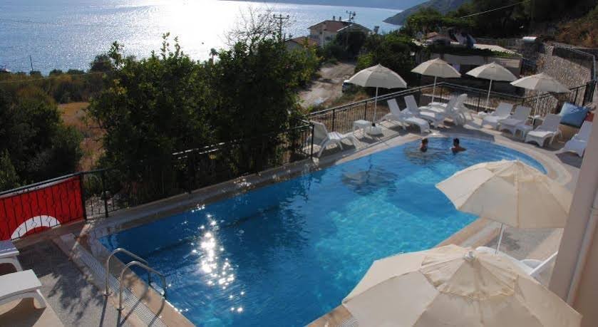 Кумлюбюк: Panjur Hotel Sögütköy