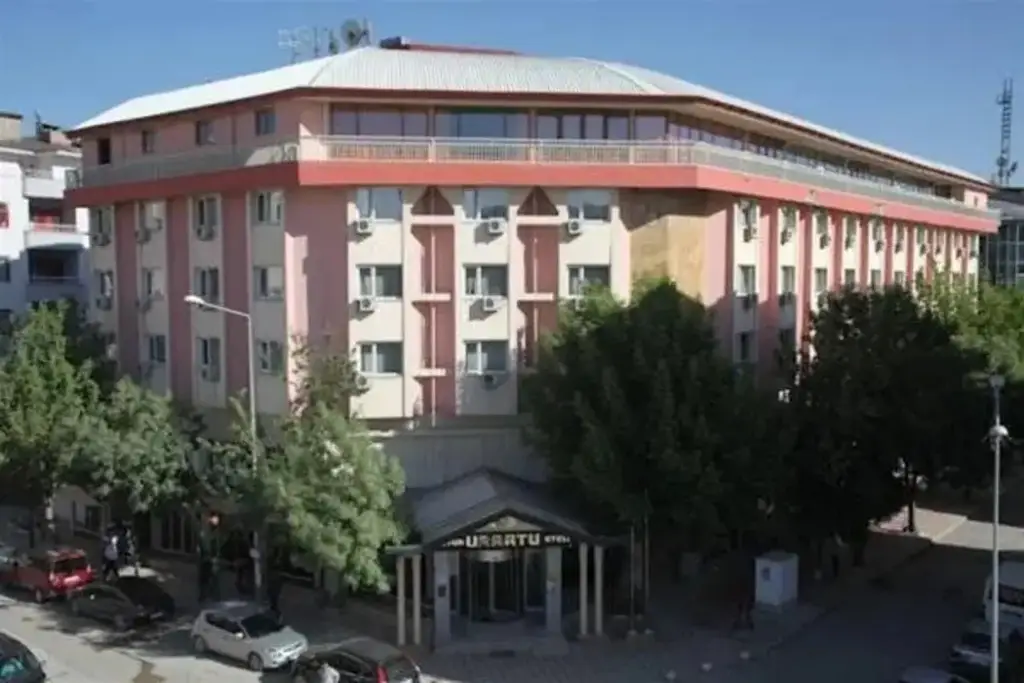 Ван: Büyük Urartu Otel