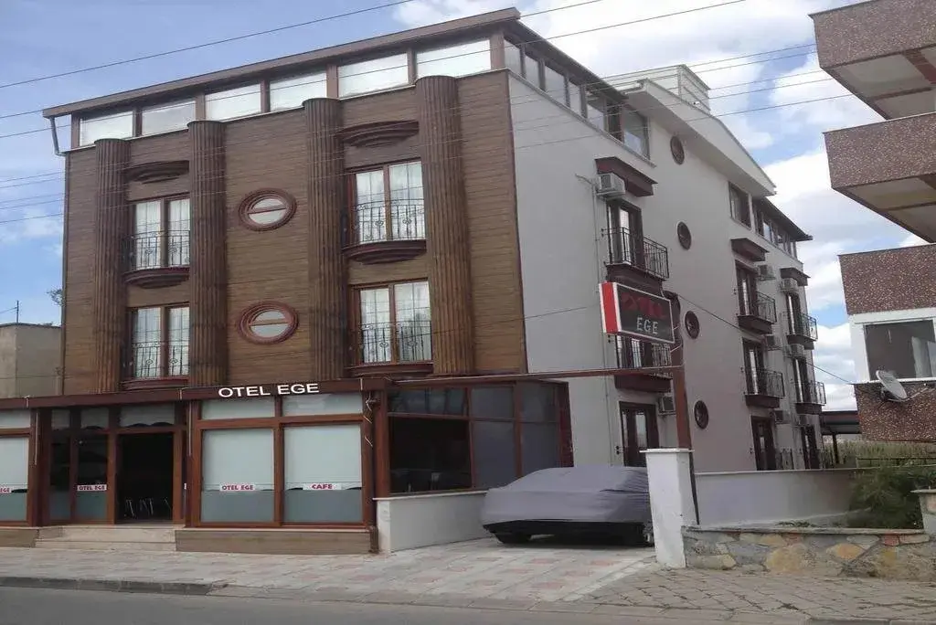 Эдремит: Akçay Otel Ege