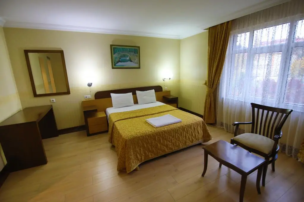 Даренде: Tiryandafil Otel