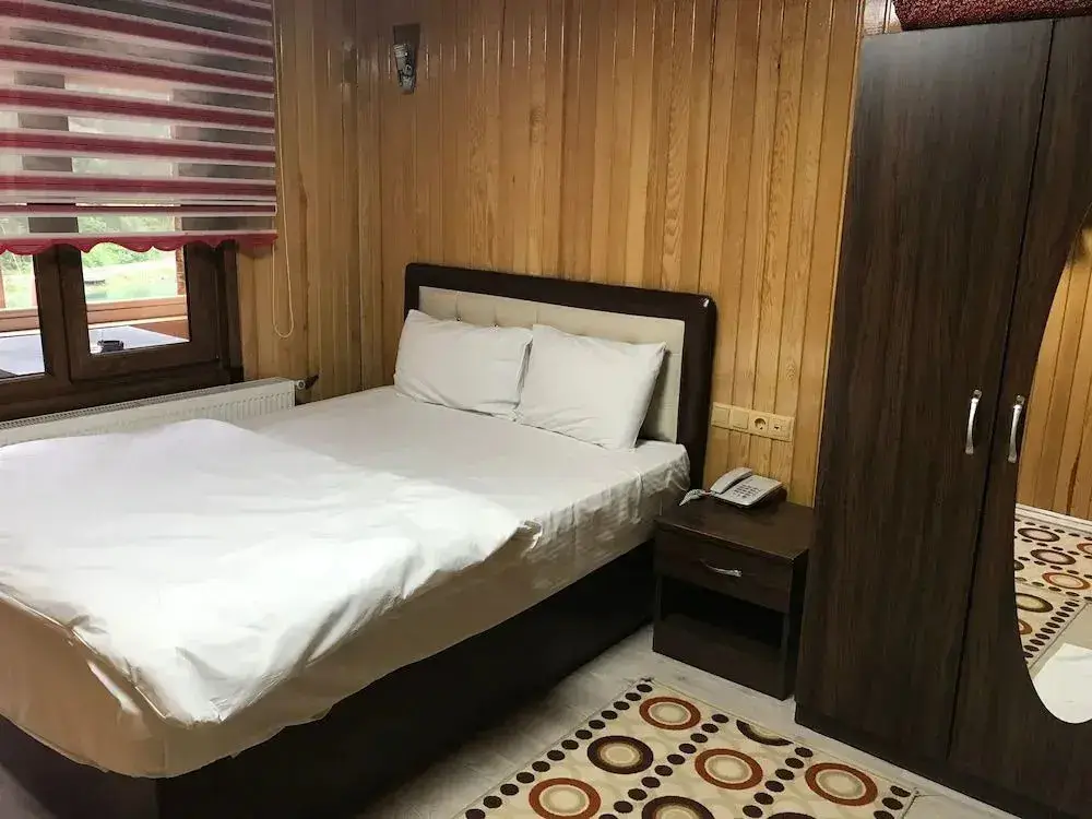 Узунгёль: Inci Otel