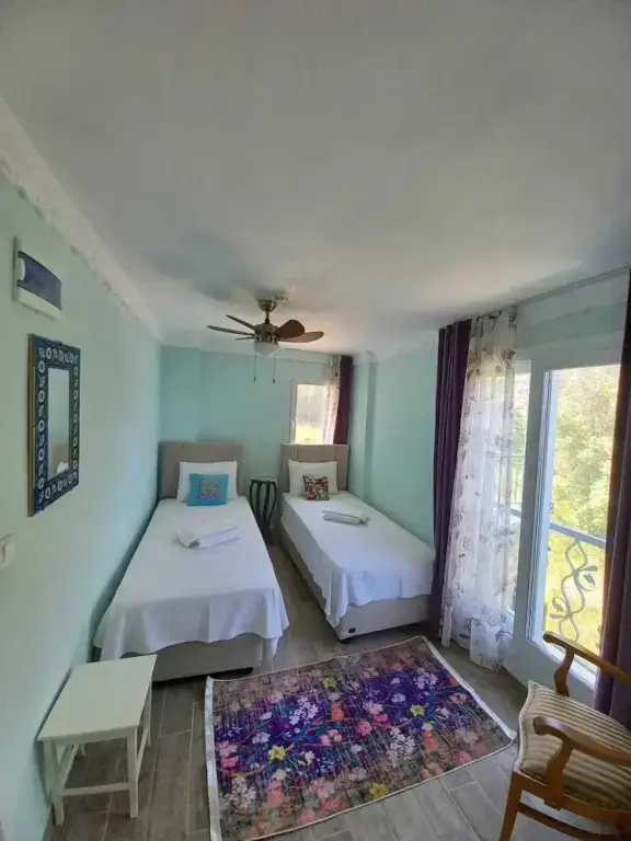 Карабурун: Laila Otel  Karaburun