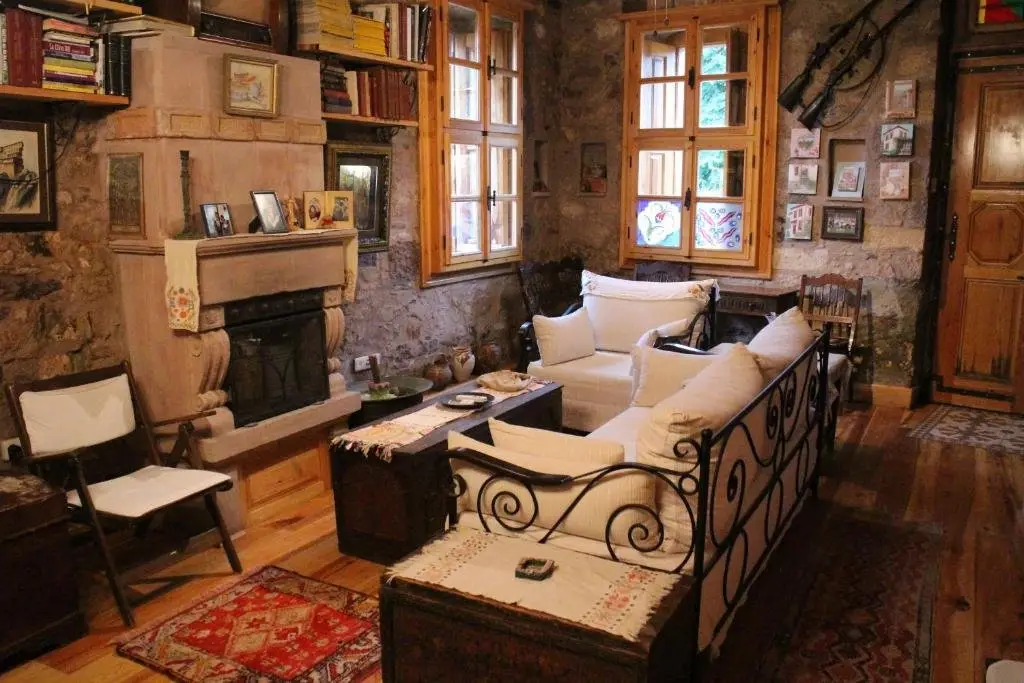 Айвалык: Stone House with Garden in Cunda/Ayvalik
