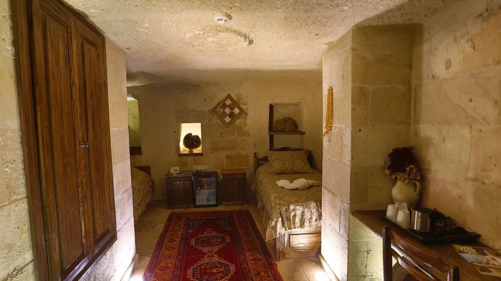 Гёреме: Hidden Cave