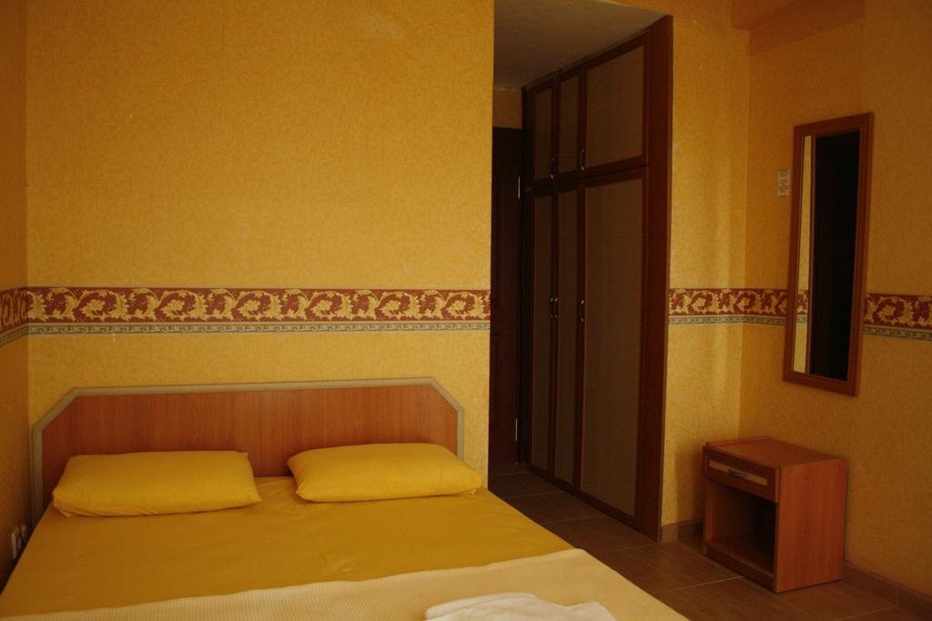 Yarar Hotel — фото 1