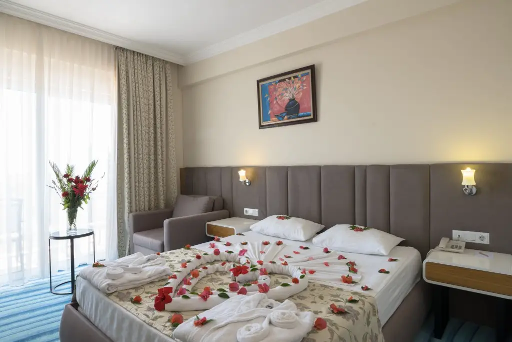 Богазкент: Throne Seagate Belek